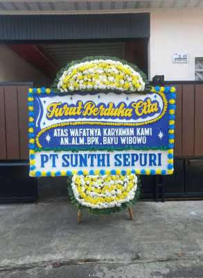 Papan Bunga Duka di Karang Maritim