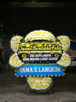 Papan Bunga Duka di Karang Maritim