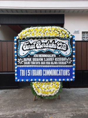 Papan Bunga Duka di Karang Maritim